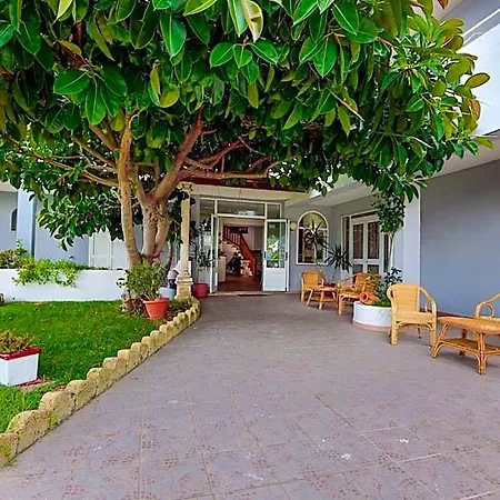 Rita Hotel 3*