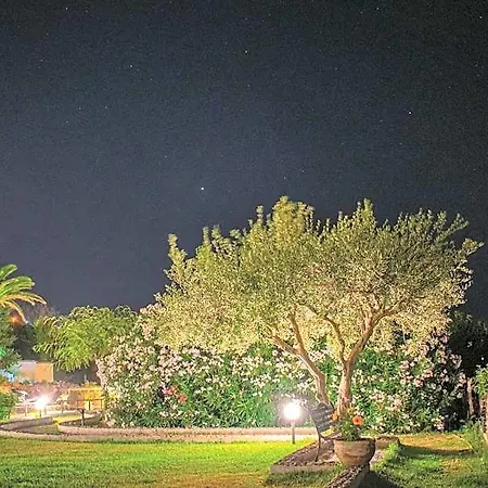 Rita Hotel